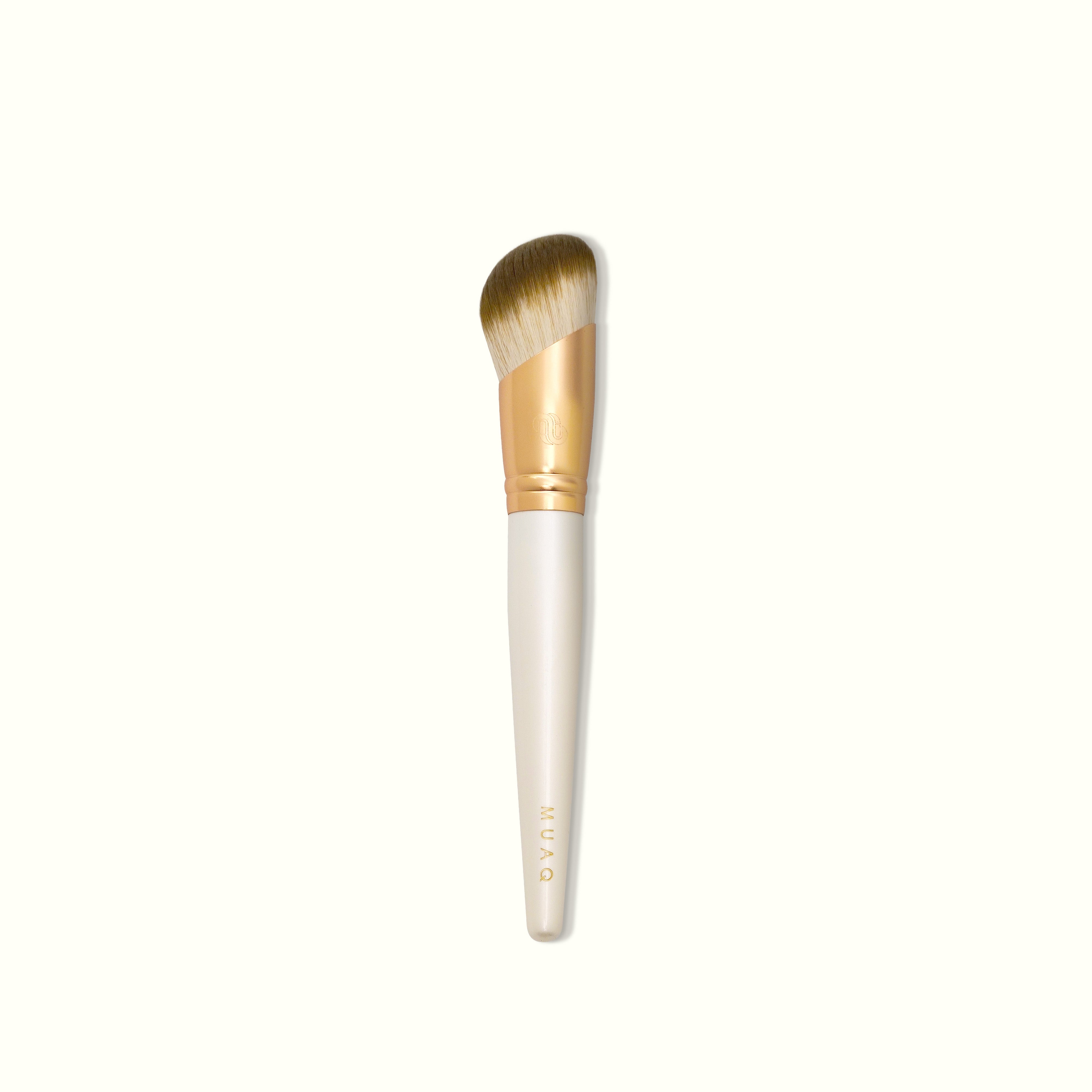 MUAQ Angled Foundation Brush (M320)