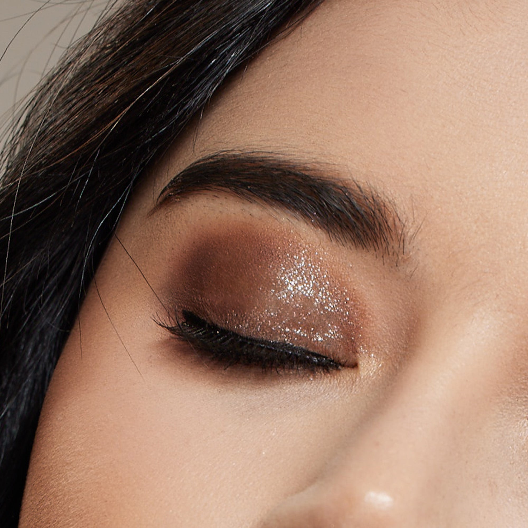 MUAQ PRESSED EYESHADOW JOY