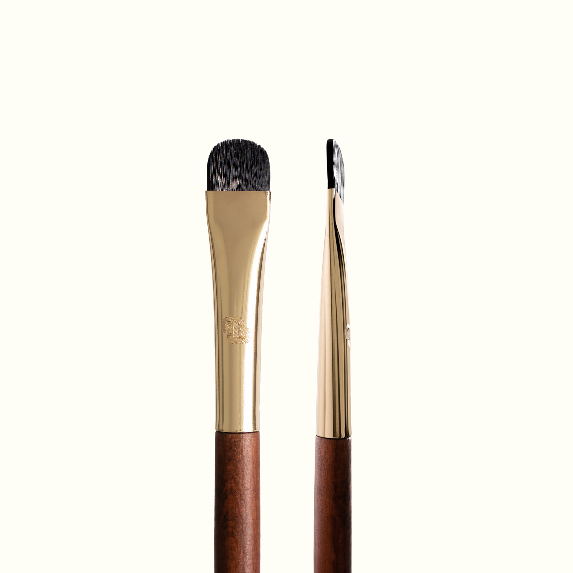 MUAQ X JOVANKA Cut Crease Brush