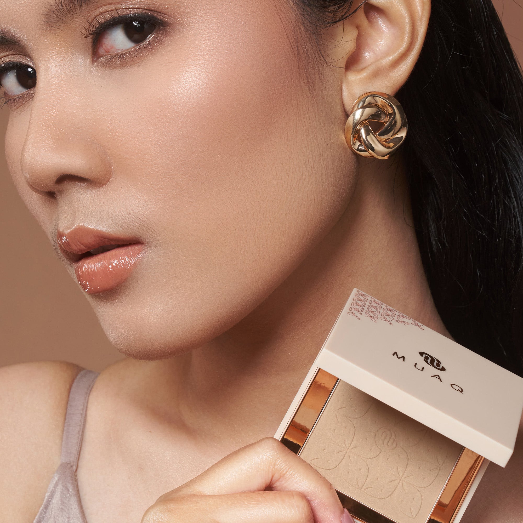 MUAQ HIGH DEFINITION POWDERFUL - TOBA