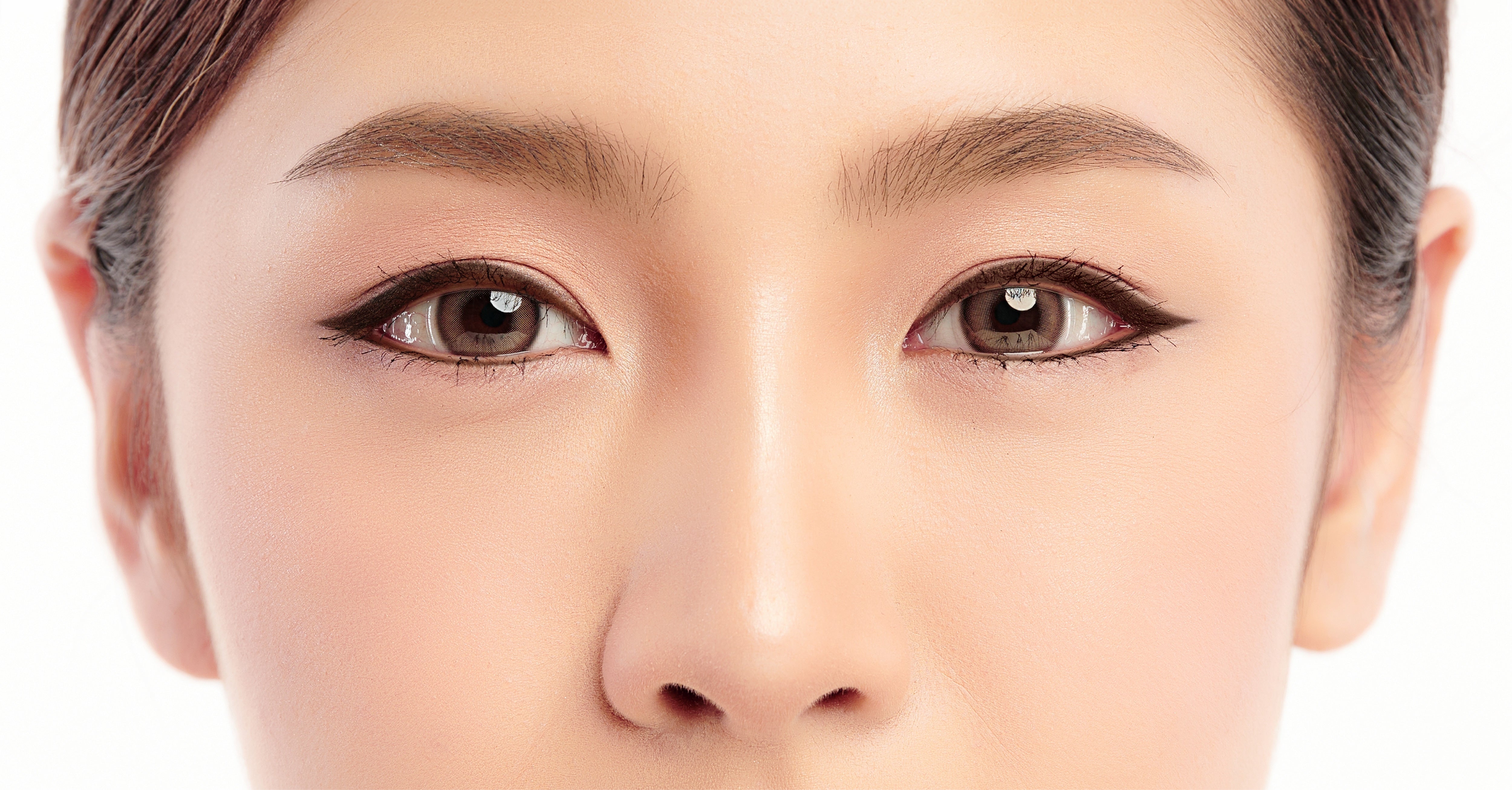 BE EYE-CONIC! 5 EYELINER STYLES WITH MUAQ SIMPLIFEYE MATIC EYELINER