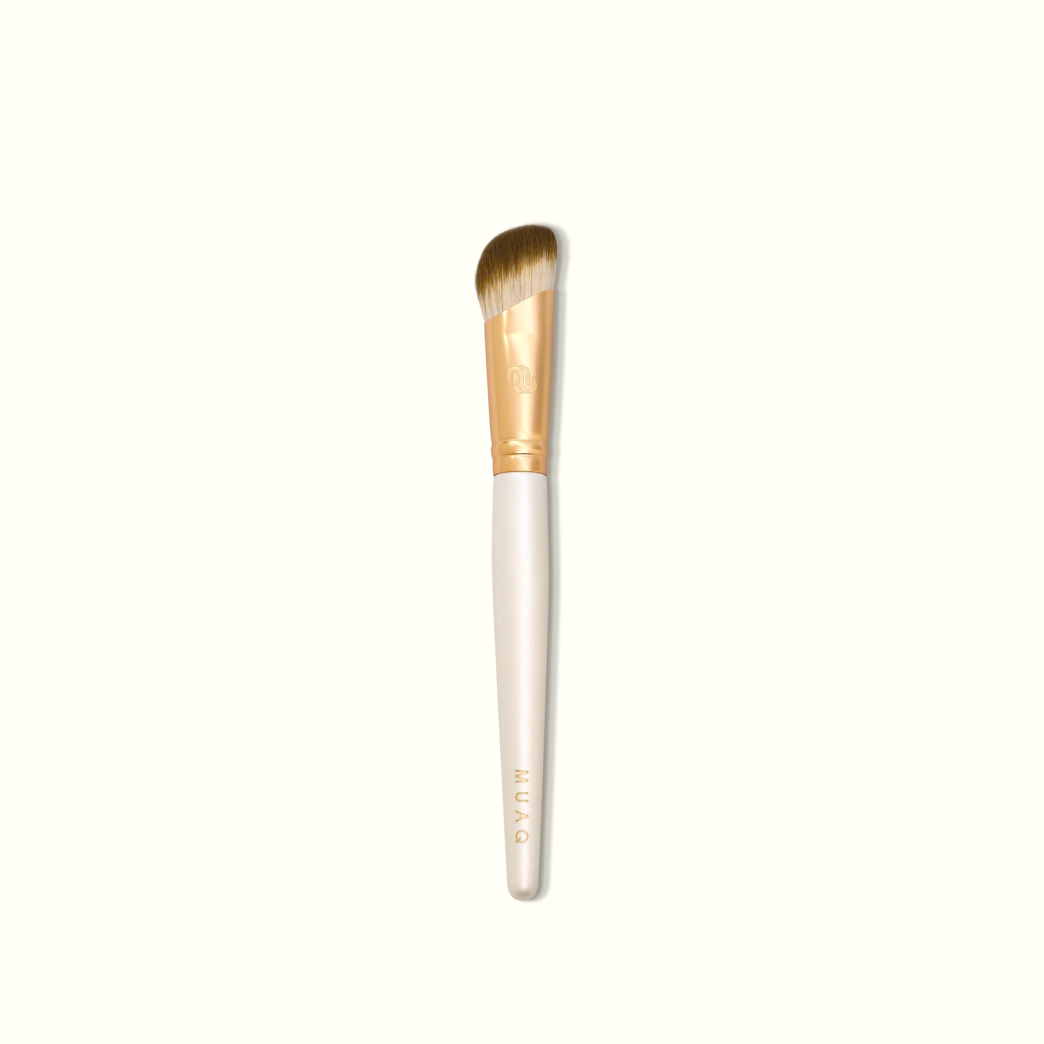 MUAQ Angled Concealer Brush (M321)