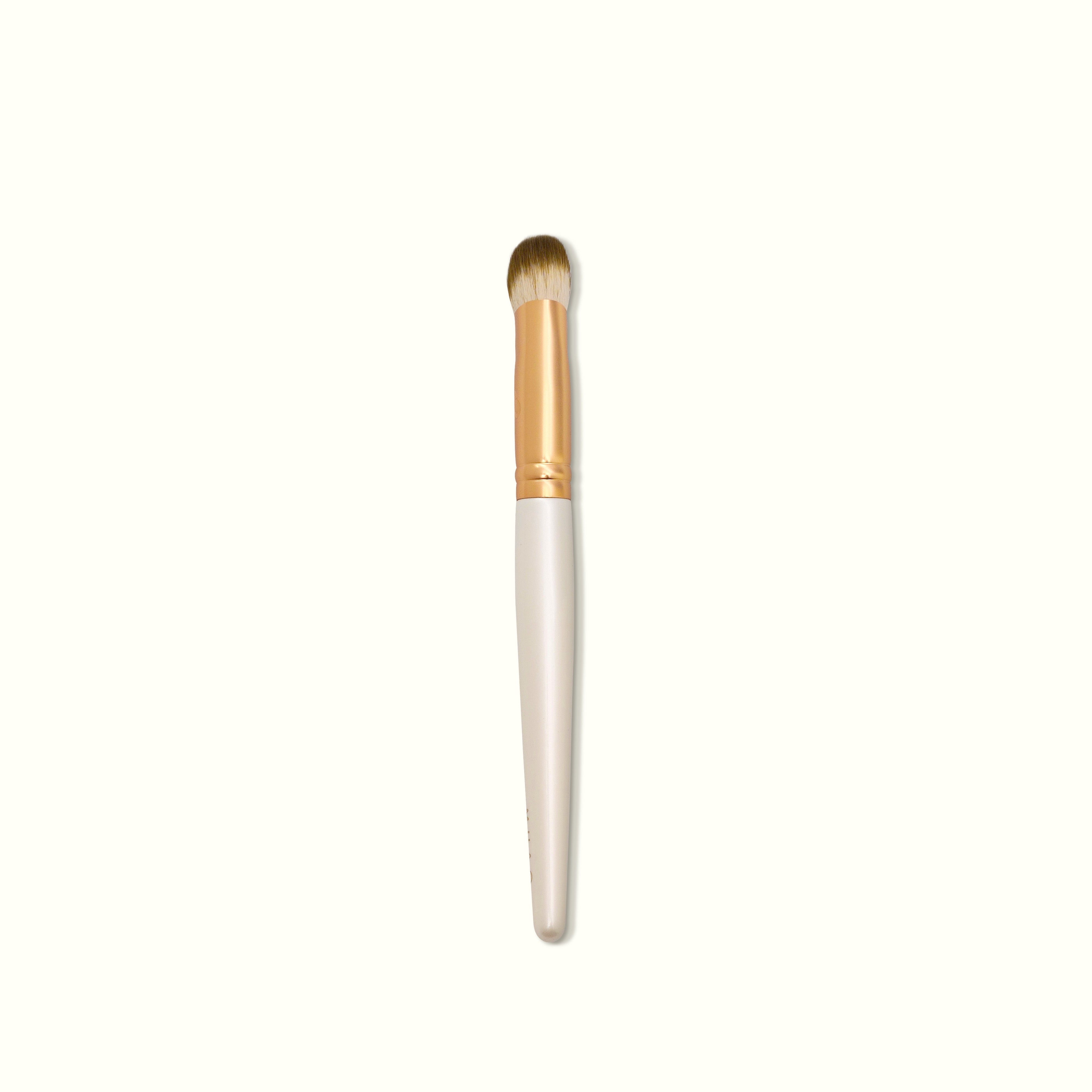 MUAQ Angled Concealer Brush (M321)