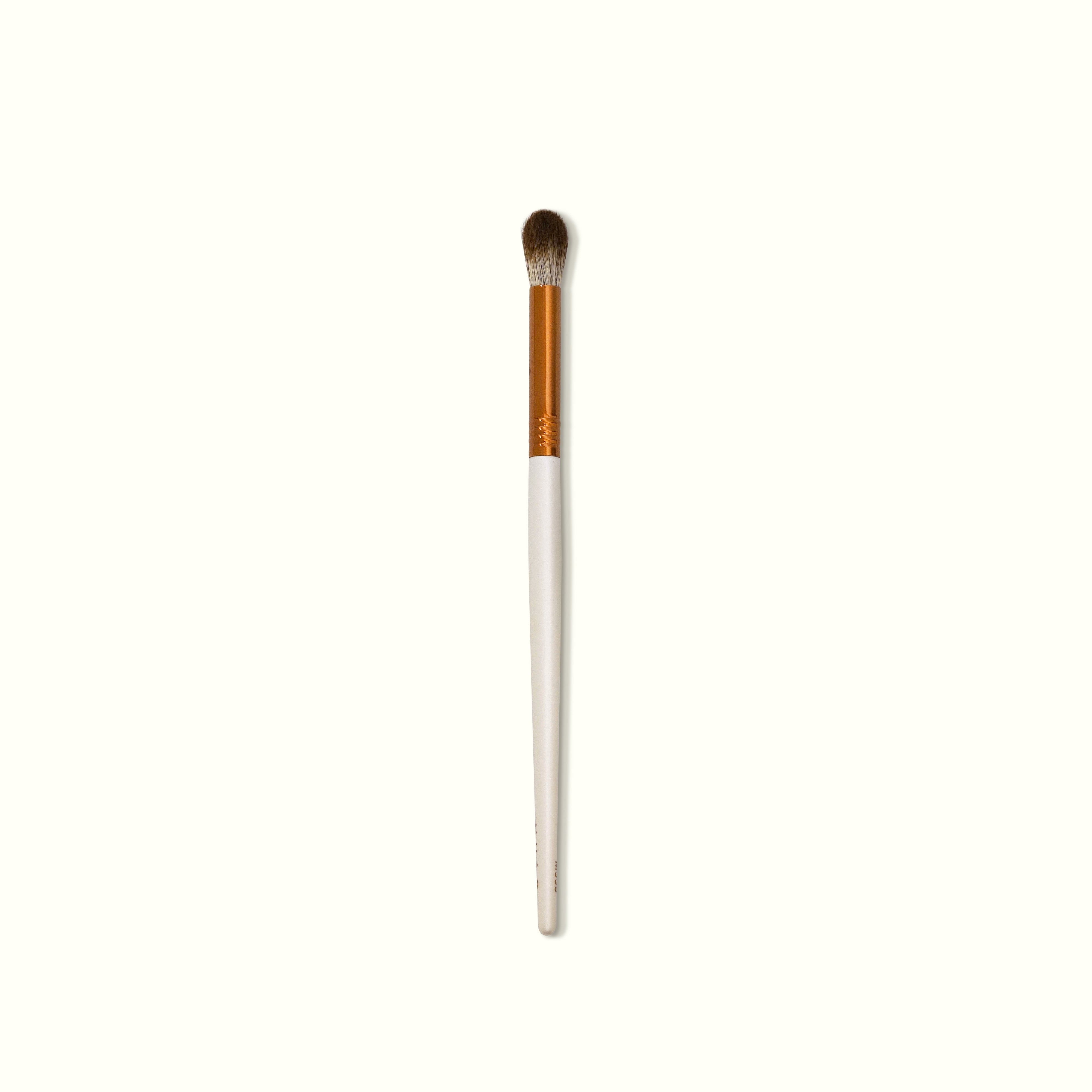 MUAQ Large Blending Brush (M338)