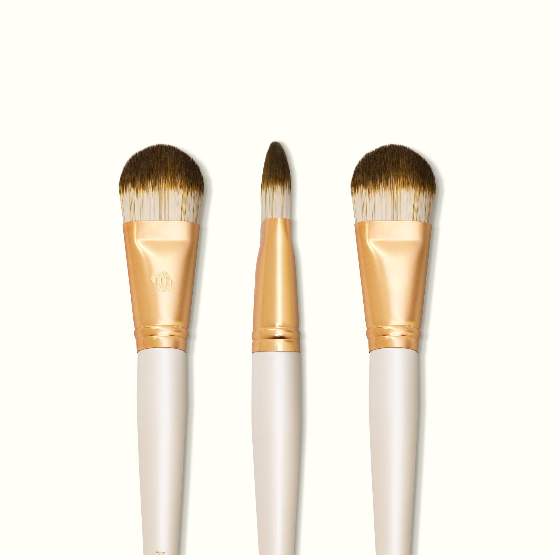 MUAQ Flat Face Brush (M325)