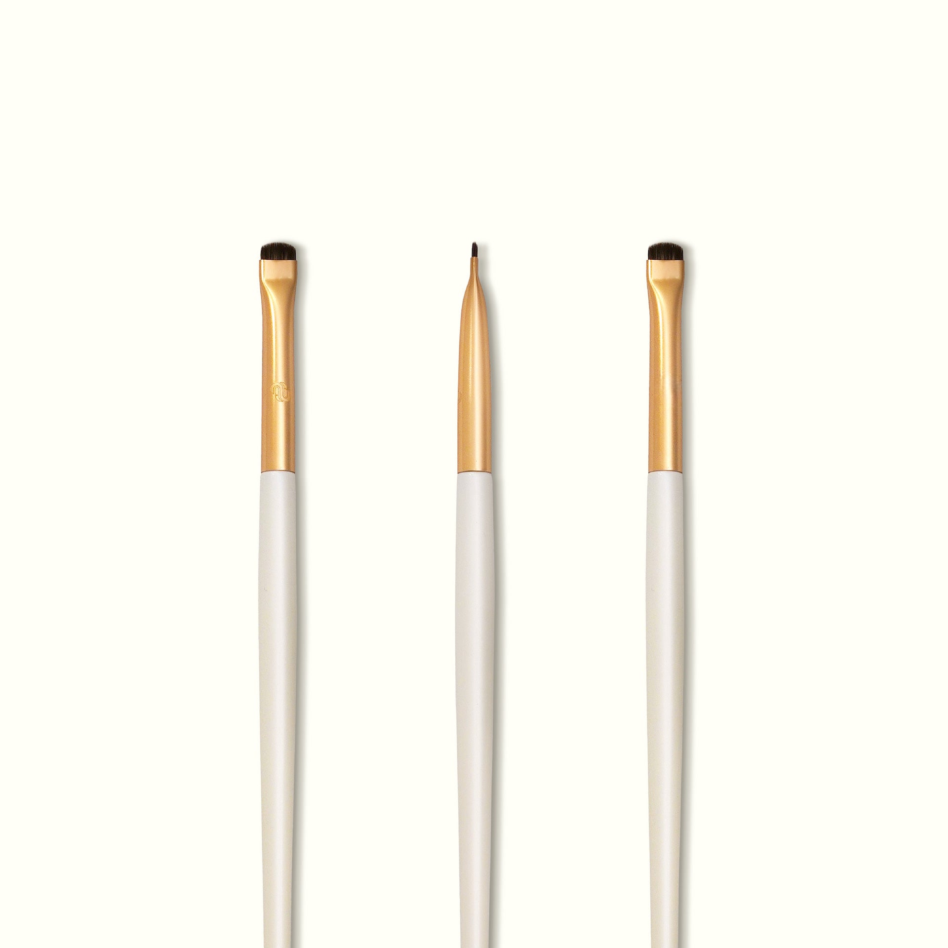 MUAQ Small Definer Brush (M334)