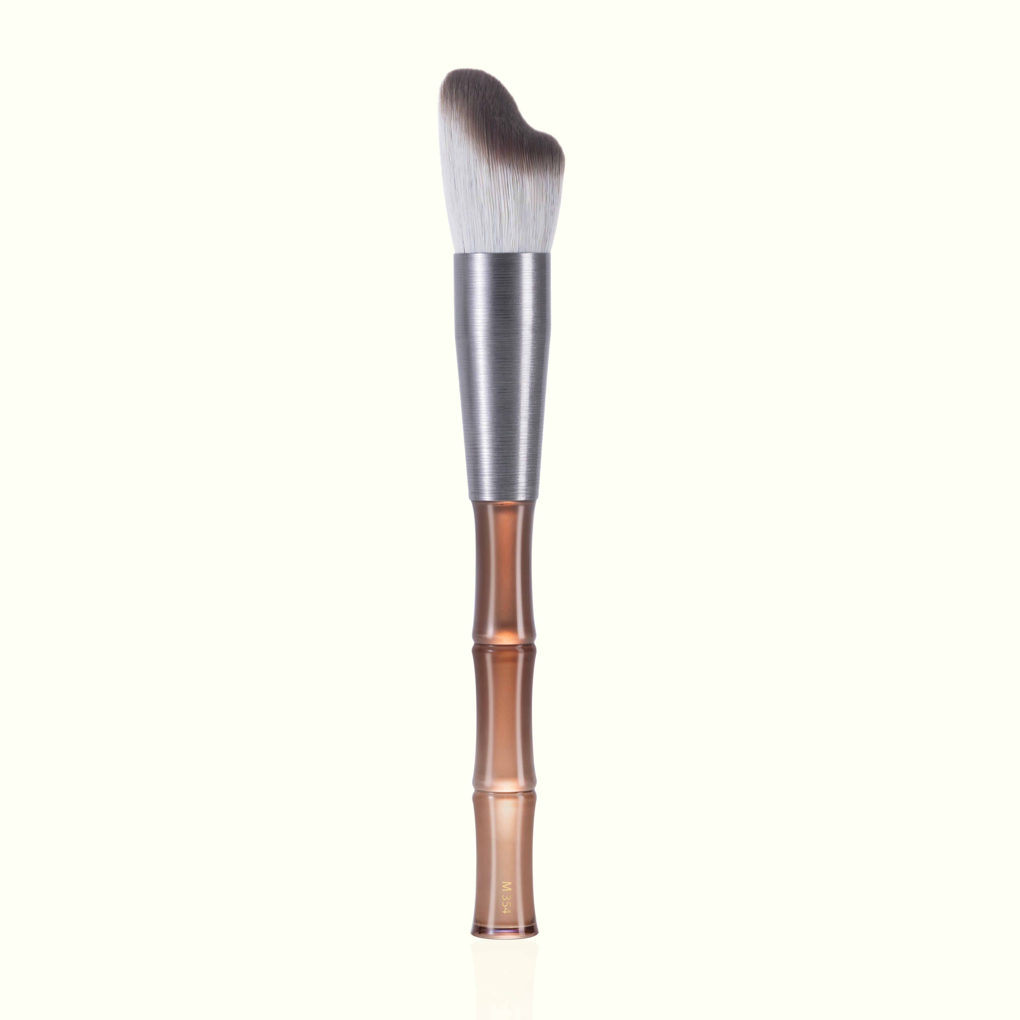 MUAQ X ANYA ABRACADABRUSH - Sculpt Contour Brush (M354)