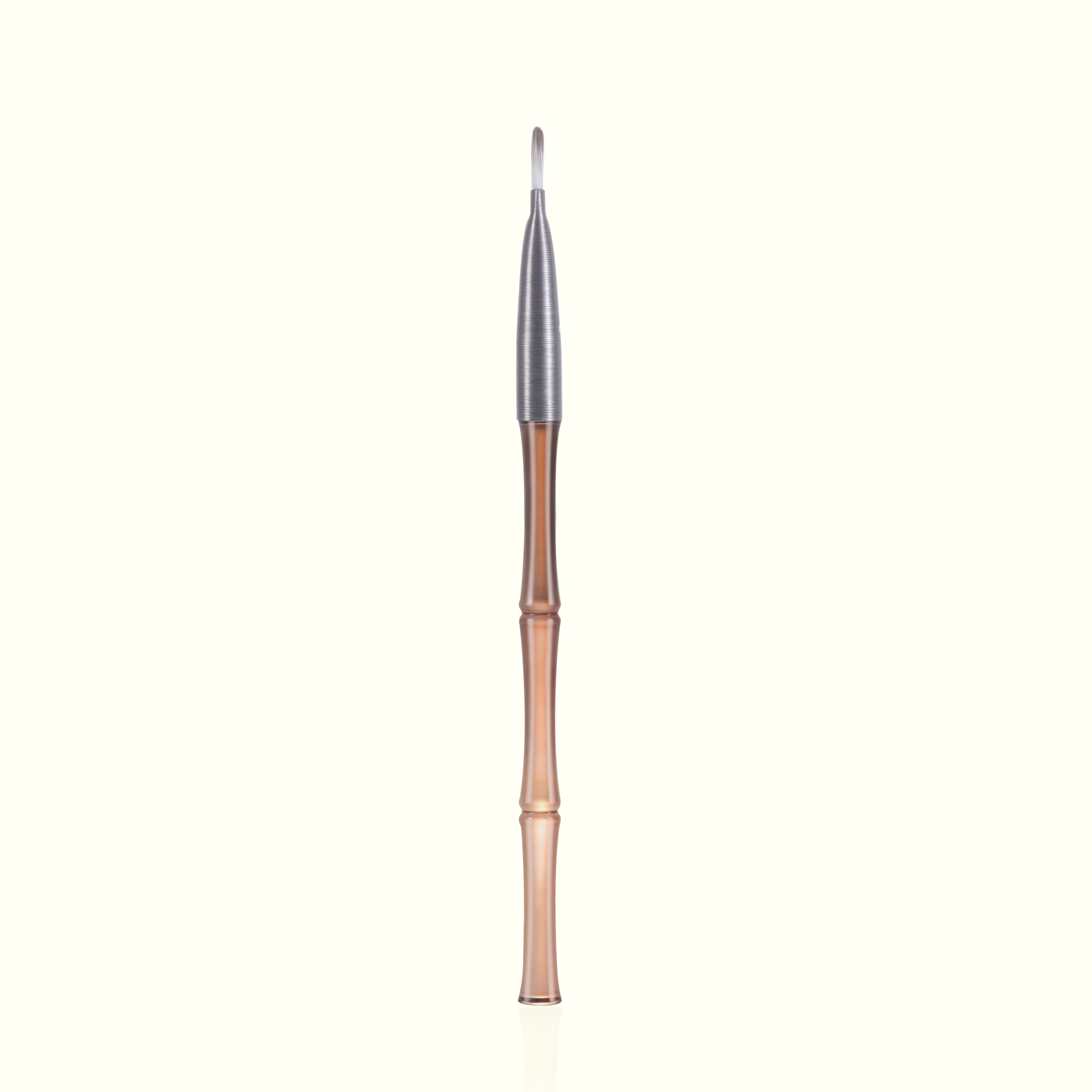 MUAQ X ANYA ABRACADABRUSH - Angled Lip Brush (M361)