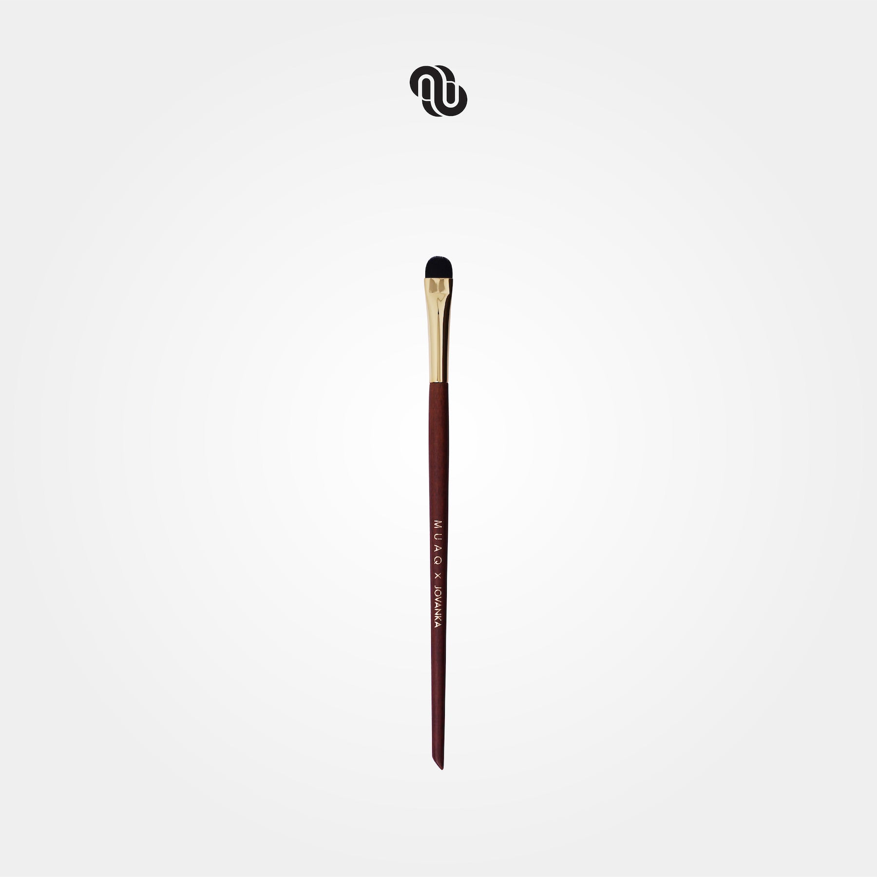 MUAQ X JOVANKA CUT CREASE BRUSH