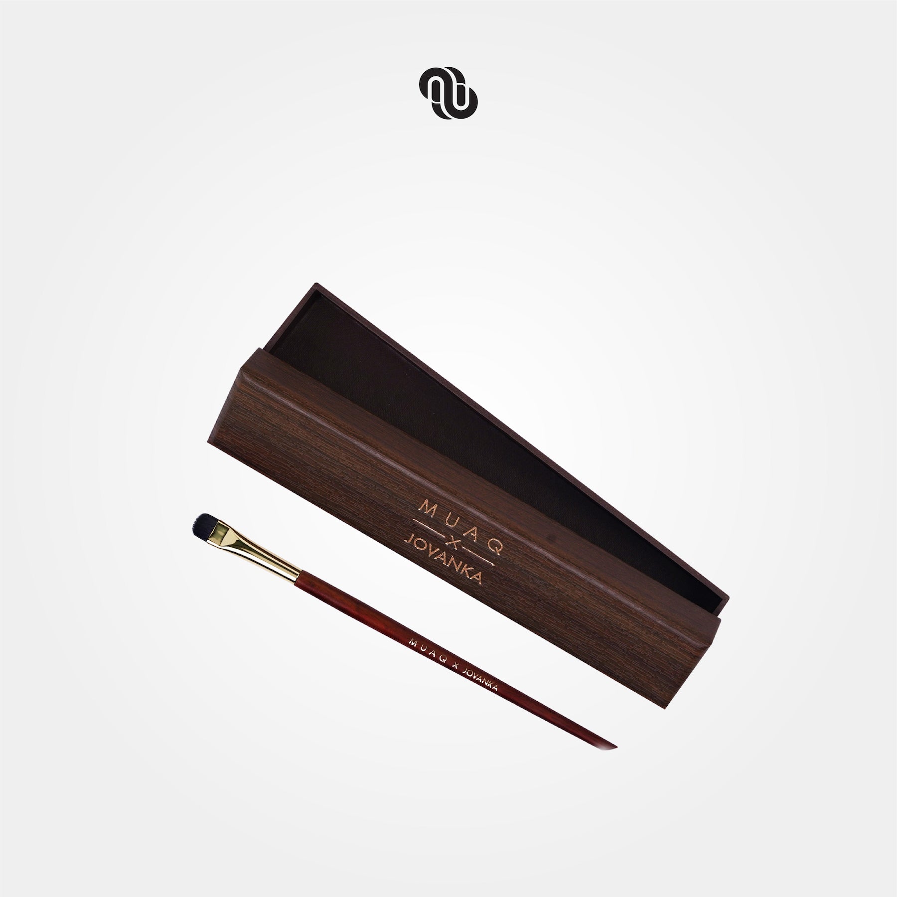 MUAQ X JOVANKA Cut Crease Brush